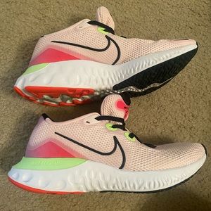 Women’s Nike Renew sneaker size 8.5